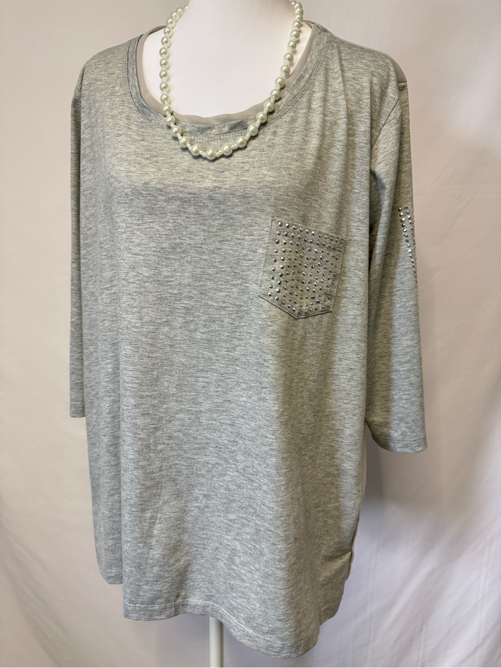 🖤🤍Tribal Jeans Gray Rhinestone Blouse XL Sheer Chiffon Back Top🤍🖤